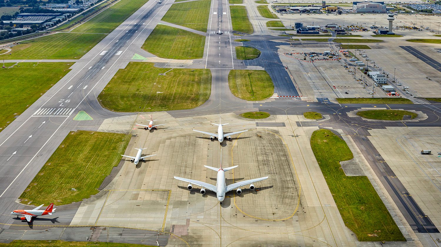 gatwick airport northern runway