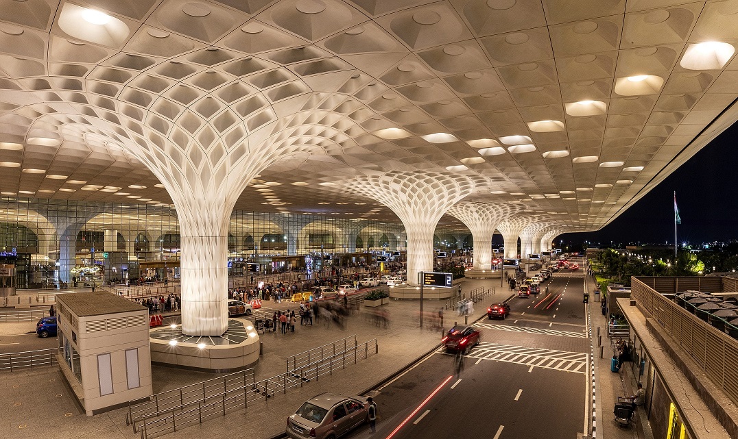 mumbai international airport gate