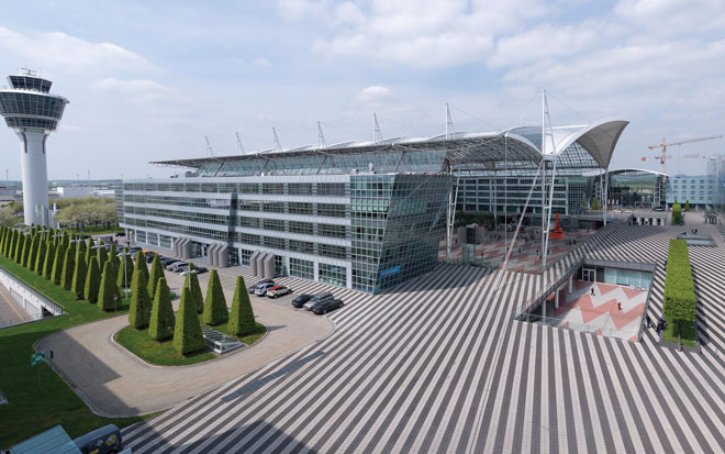 Munich Airport - Wikipedia