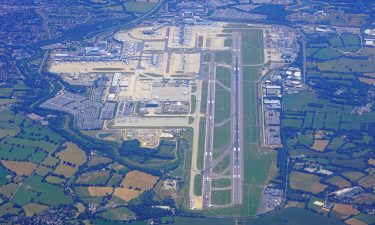 Gatwick gains support of local residents for better use of runways