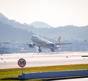 hong kong three runway system